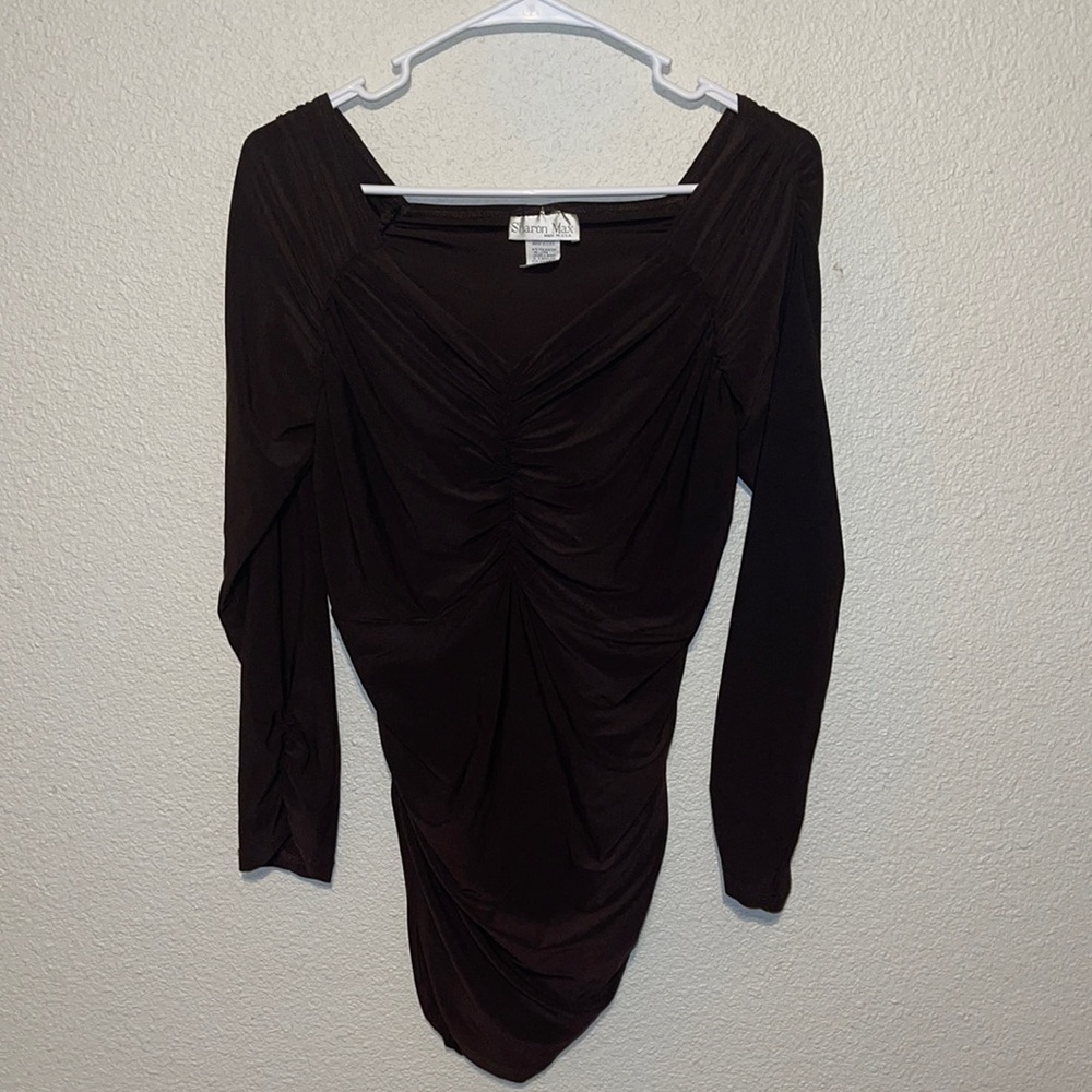 Sharon Max top